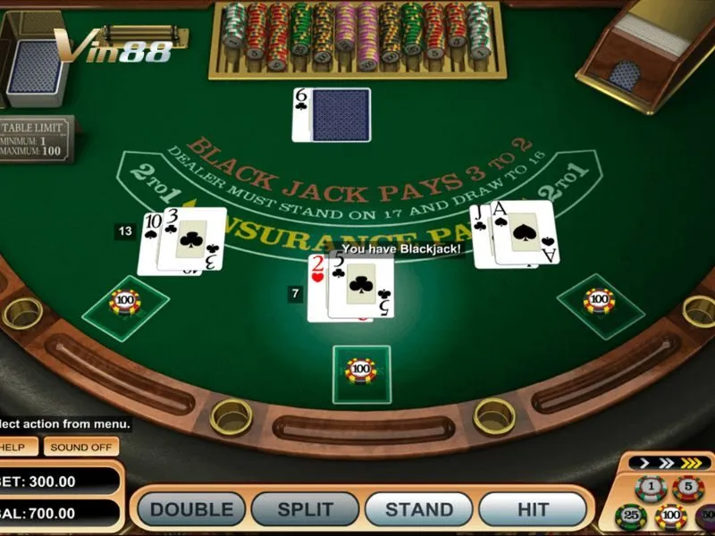 American Blackjack là game so bài giữa Dealer và người chơi